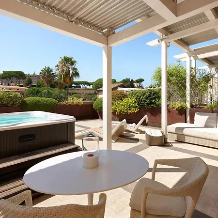 Agrippina, A Gran Melia - The Leading Of The World Hotel
