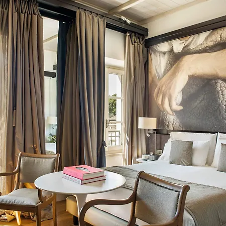 Agrippina, A Gran Melia - The Leading Of The World