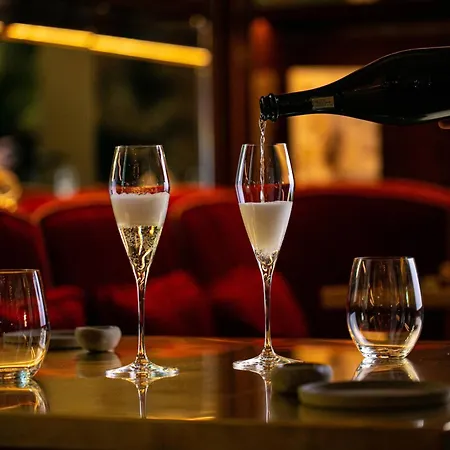 Agrippina, A Gran Melia - The Leading Of The World Hotel