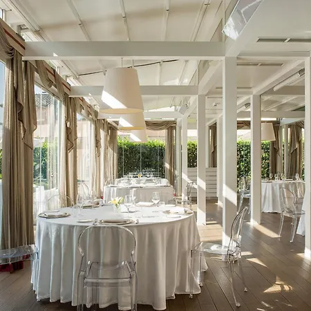 Agrippina, A Gran Melia - The Leading Of The World
