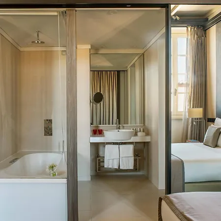 Agrippina, A Gran Melia - The Leading Of The World Hotel